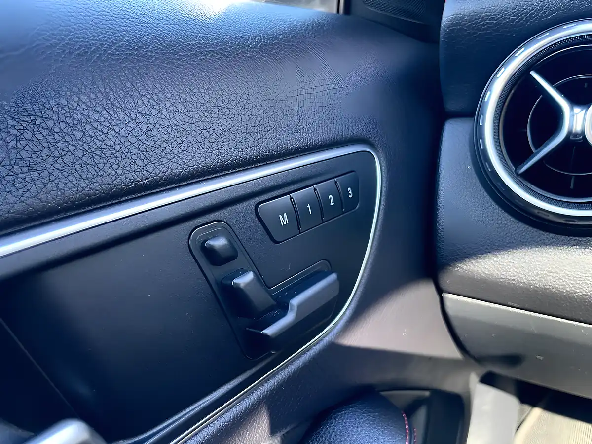 Used 2014 Mercedes-Benz Gla AMG Line Red - Interior and Exterior details 20