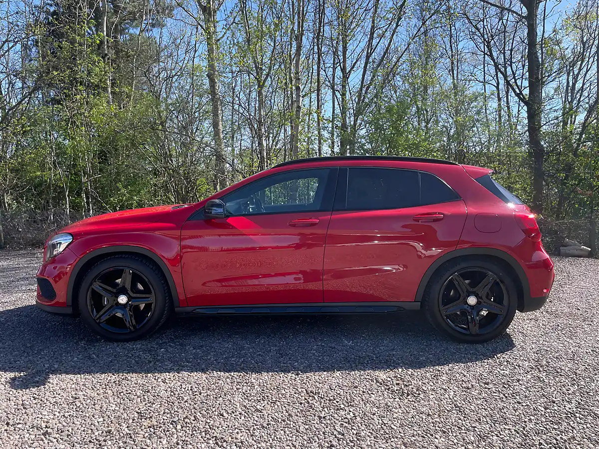 Used 2014 Mercedes-Benz Gla AMG Line Red - Interior and Exterior details 6
