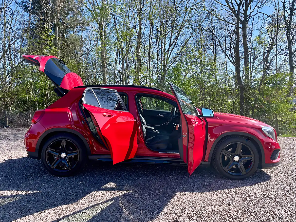 Used 2014 Mercedes-Benz Gla AMG Line Red - Interior and Exterior details 7