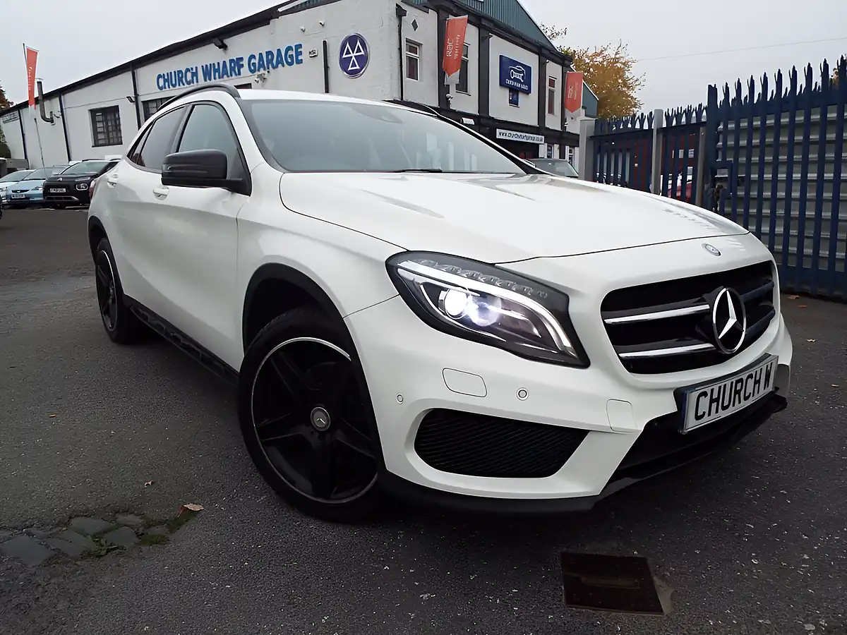 Used 2014 Mercedes-Benz Gla AMG Line White - Front View