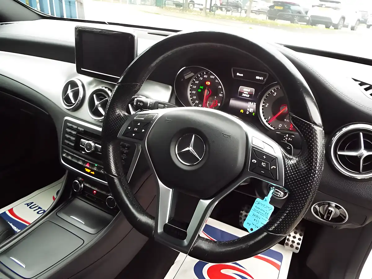 Used 2014 Mercedes-Benz Gla AMG Line White - Interior and Exterior details 10
