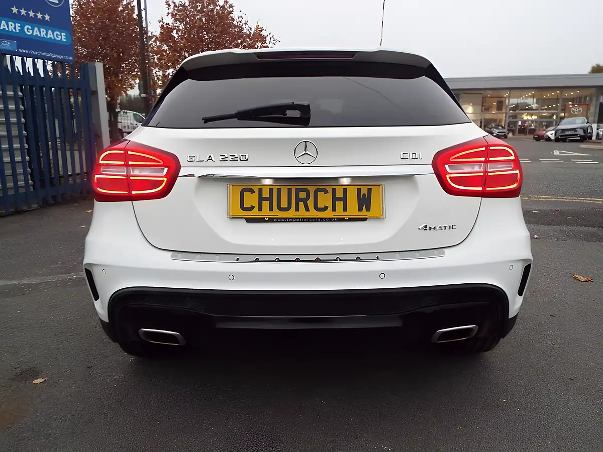 Used 2014 Mercedes-Benz Gla AMG Line White - Interior and Exterior details 6
