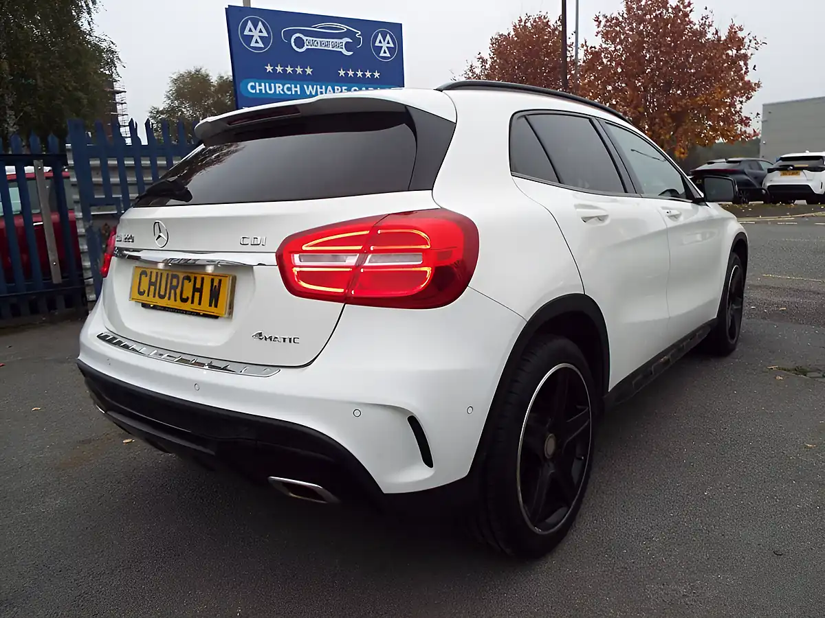 Used 2014 Mercedes-Benz Gla AMG Line White - Interior and Exterior details 7