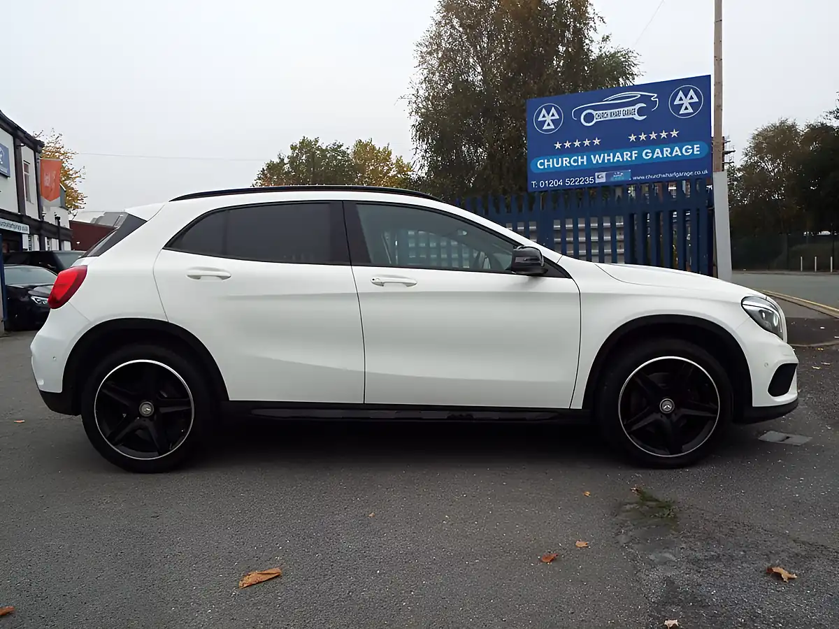 Used 2014 Mercedes-Benz Gla AMG Line White - Interior and Exterior details 8