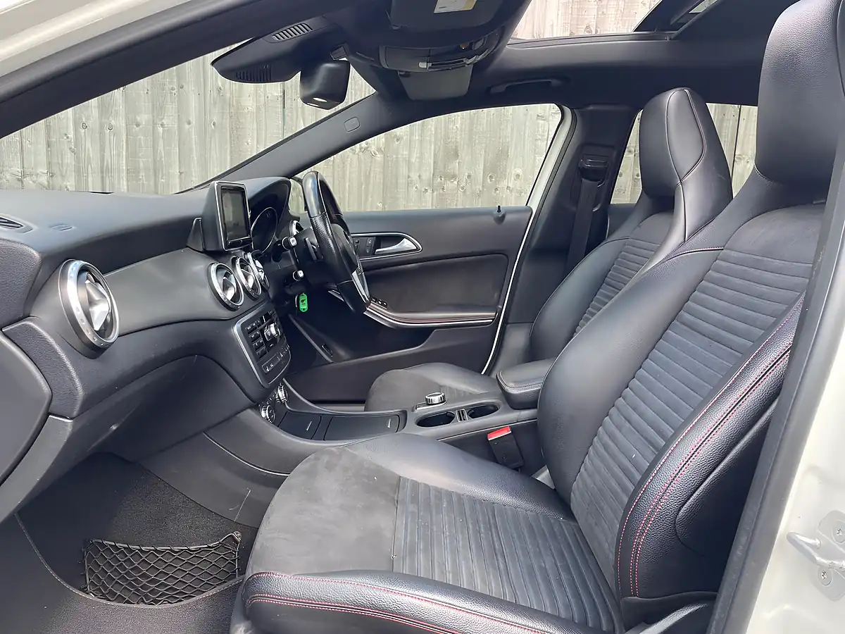 Used 2014 Mercedes-Benz Gla AMG Line White - Interior and Exterior details 13