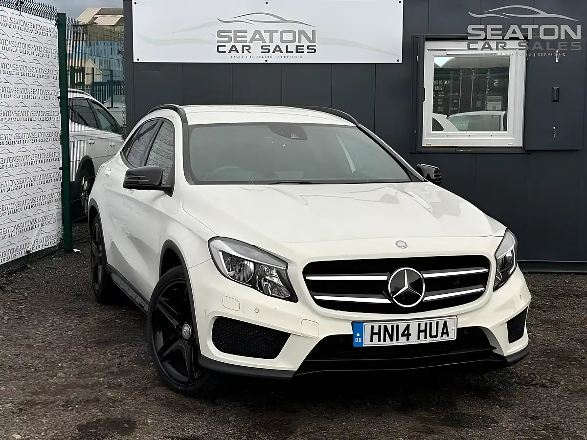 Used 2014 Mercedes-Benz Gla Class AMG Line White - Front View