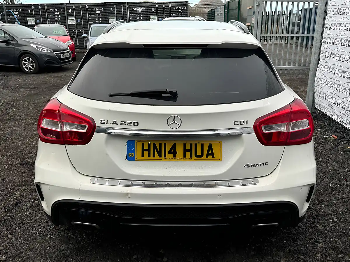 Used 2014 Mercedes-Benz Gla Class AMG Line White - Interior and Exterior details 7