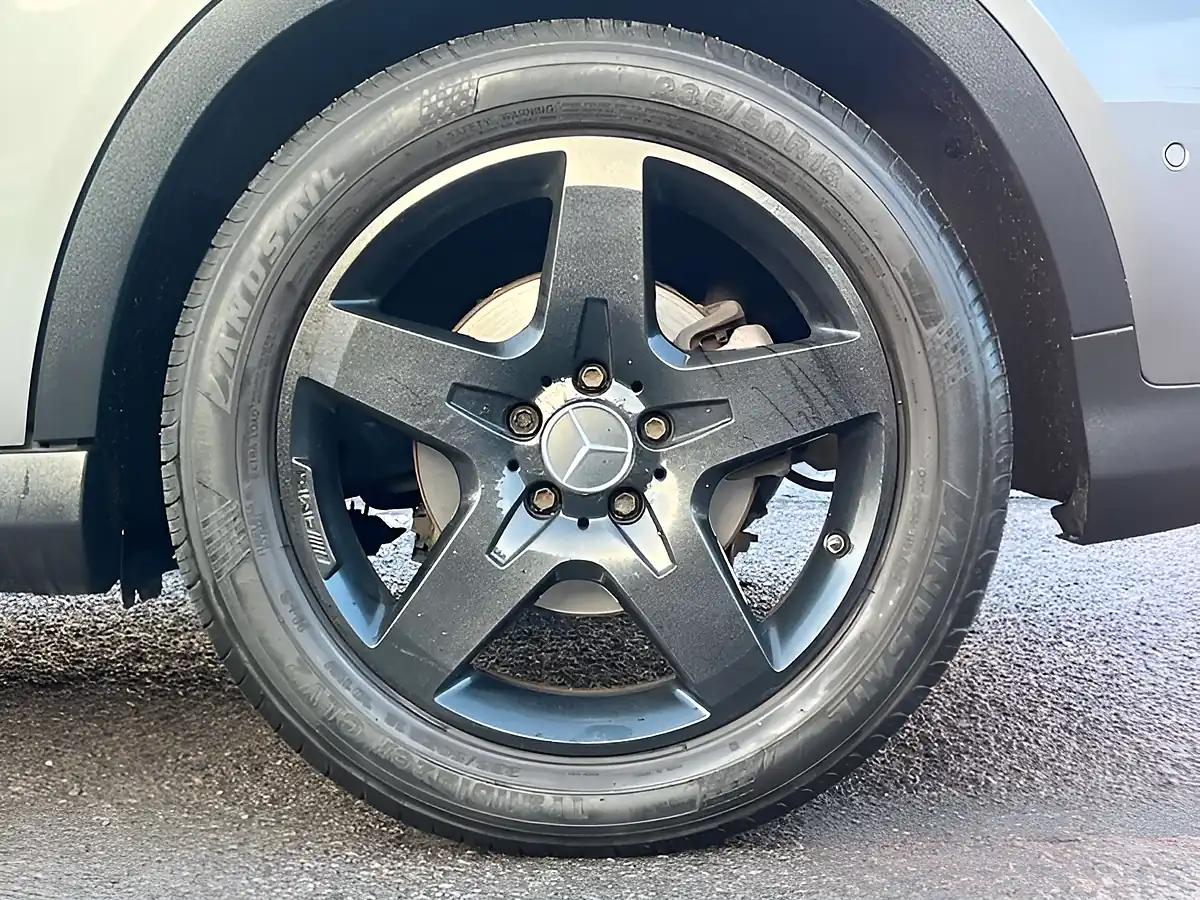 Used 2014 Mercedes-Benz Gla Grey - Interior and Exterior details 11