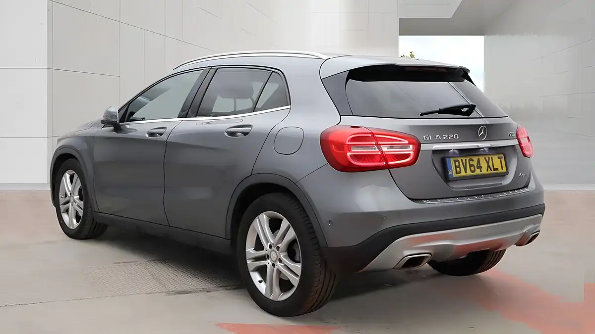 Used 2014 Mercedes-Benz Gla Se Grey - Interior and Exterior details 3