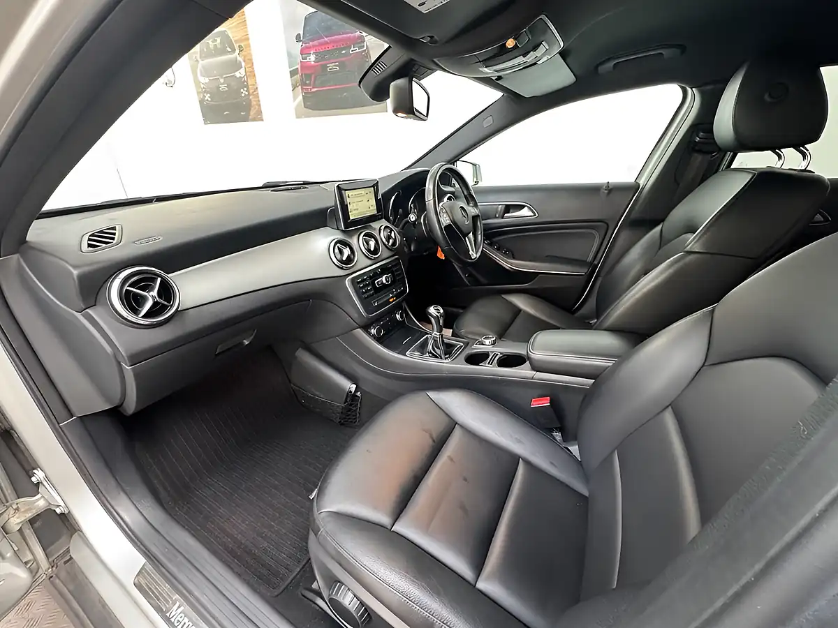 Used 2014 Mercedes-Benz Gla Se Silver - Interior and Exterior details 15