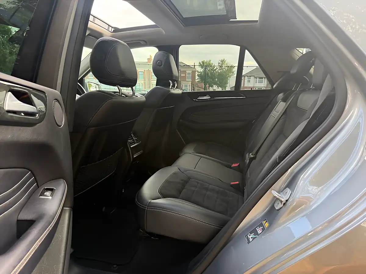 Used 2014 Mercedes-Benz M Class AMG Line Silver - Interior and Exterior details 12
