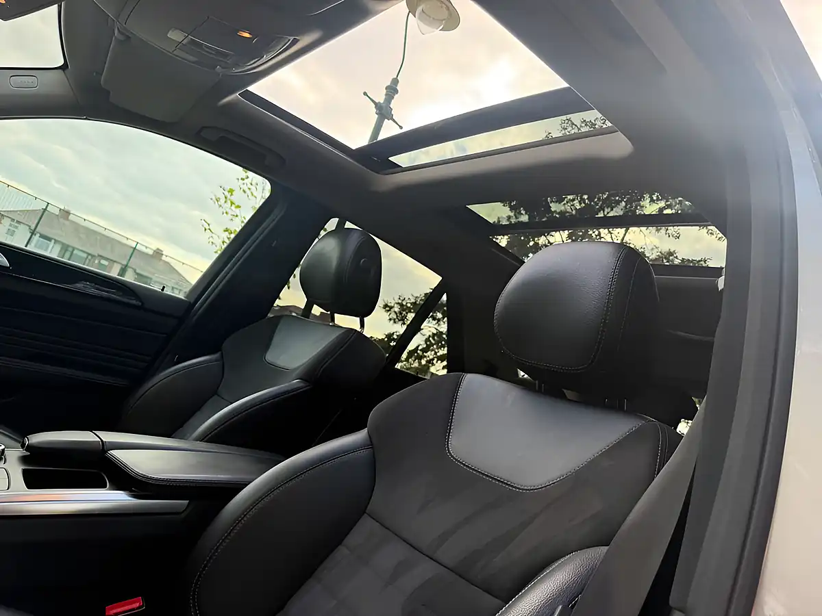 Used 2014 Mercedes-Benz M Class AMG Line Silver - Interior and Exterior details 13