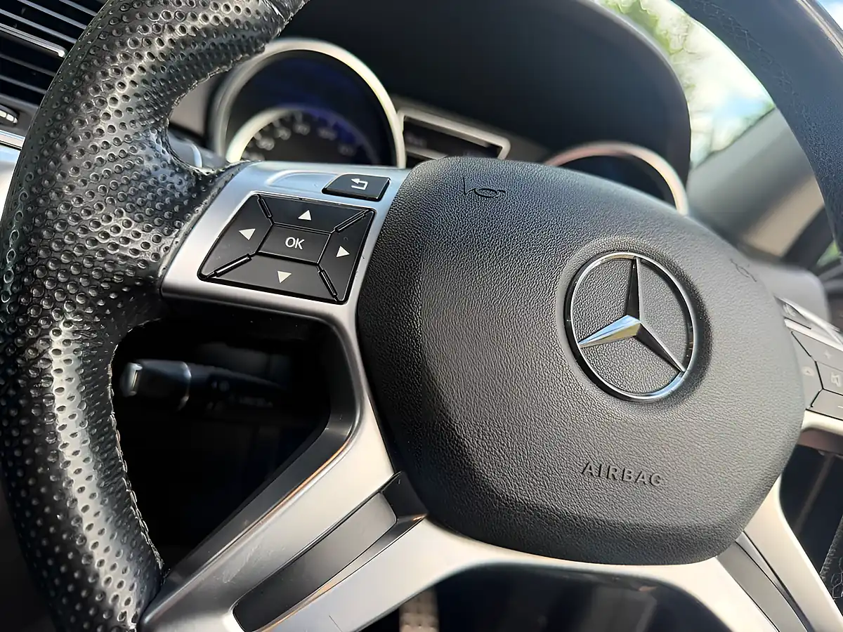 Used 2014 Mercedes-Benz M Class AMG Line Silver - Interior and Exterior details 18
