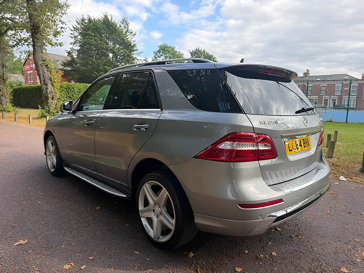 Used 2014 Mercedes-Benz M Class AMG Line Silver - Interior and Exterior details 5