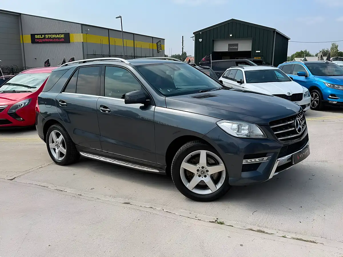 Used 2014 Mercedes-Benz M Class AMG Sport Grey - Interior and Exterior details 2