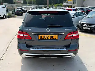 Used 2014 Mercedes-Benz M Class AMG Sport Grey - Interior and Exterior details 9