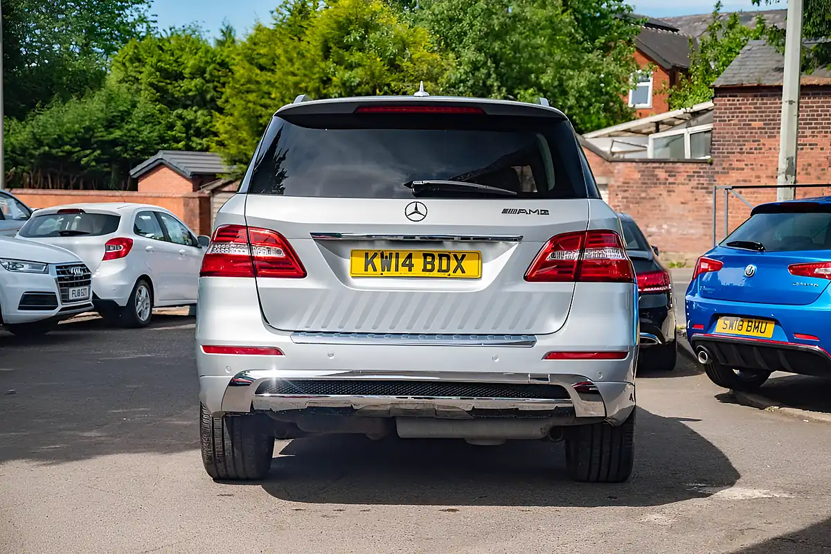 Used 2014 Mercedes-Benz M-Class AMG Sport Iridium Silver - Interior and Exterior details 7