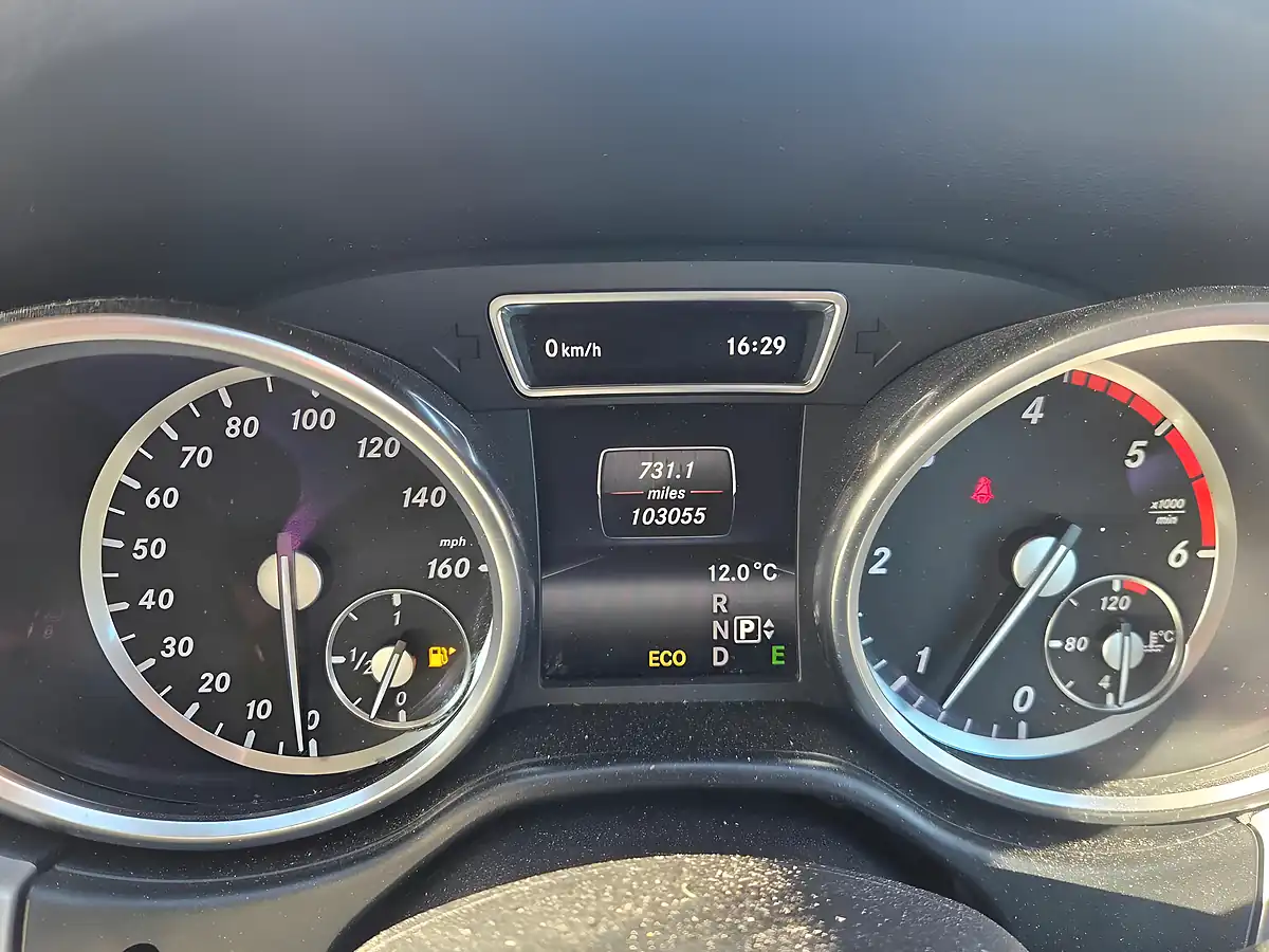 Used 2014 Mercedes-Benz M Class AMG Sport Silver - Interior and Exterior details 12