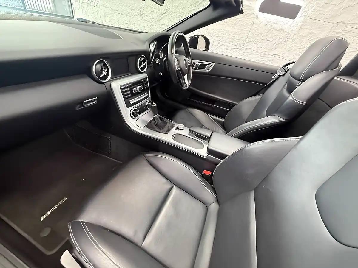 Used 2014 Mercedes-Benz Slk AMG Sport Black - Interior and Exterior details 16