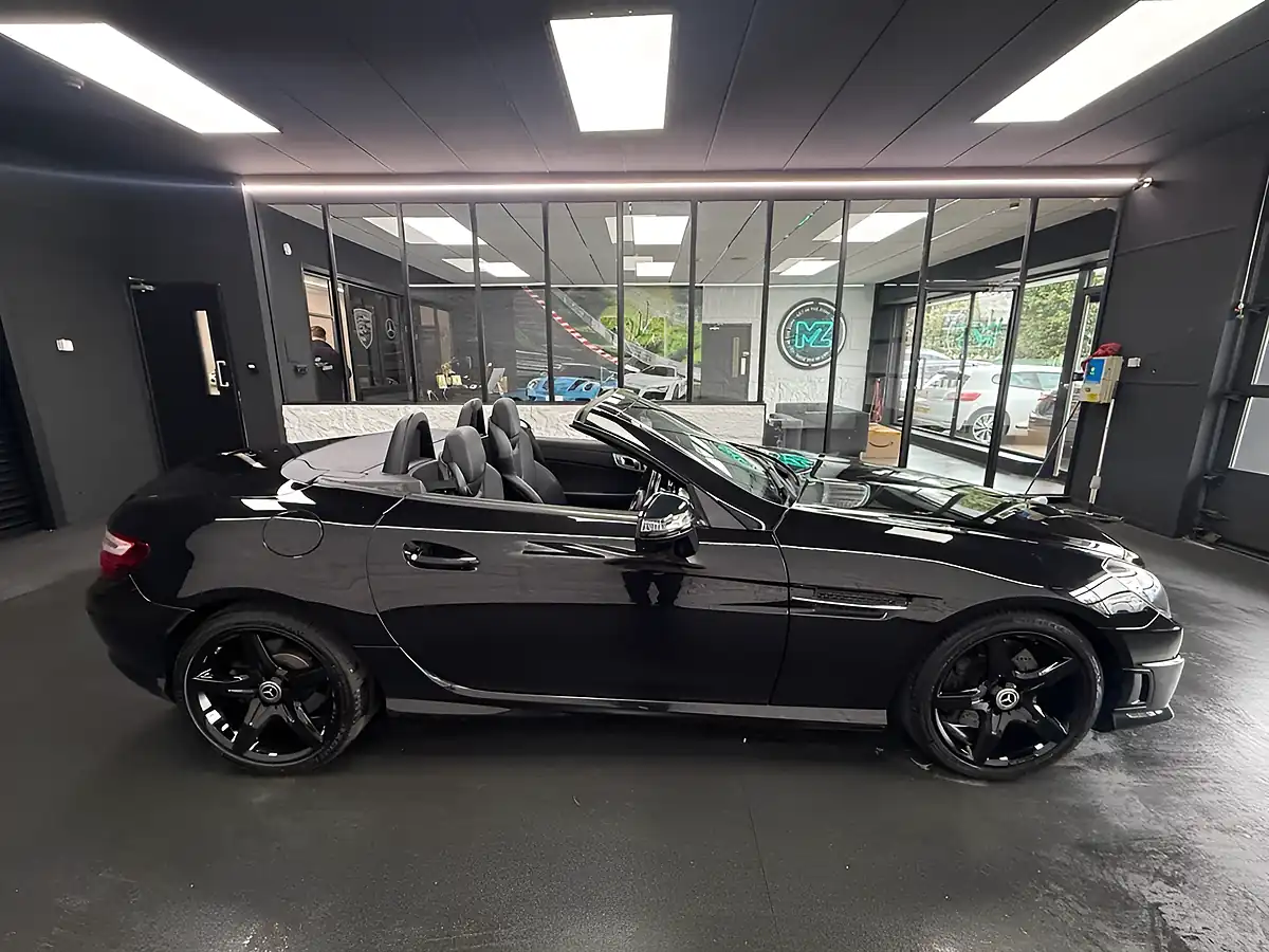 Used 2014 Mercedes-Benz Slk AMG Sport Black - Interior and Exterior details 20