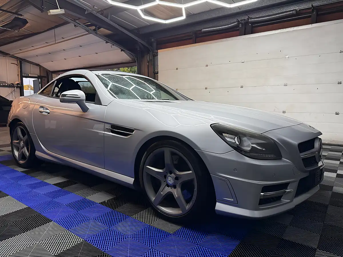 Used 2014 Mercedes-Benz Slk AMG Sport Silver - Interior and Exterior details 11