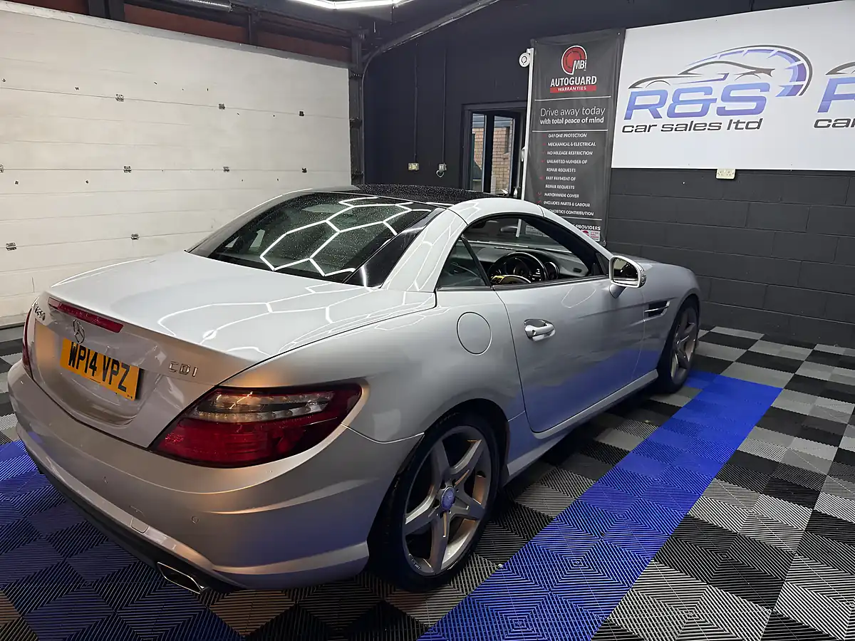 Used 2014 Mercedes-Benz Slk AMG Sport Silver - Interior and Exterior details 14