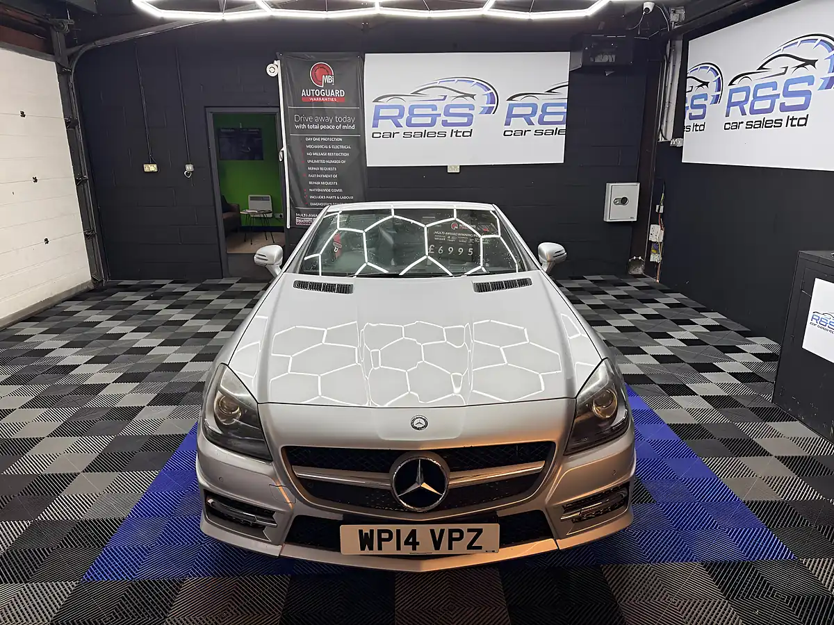 Used 2014 Mercedes-Benz Slk AMG Sport Silver - Interior and Exterior details 3