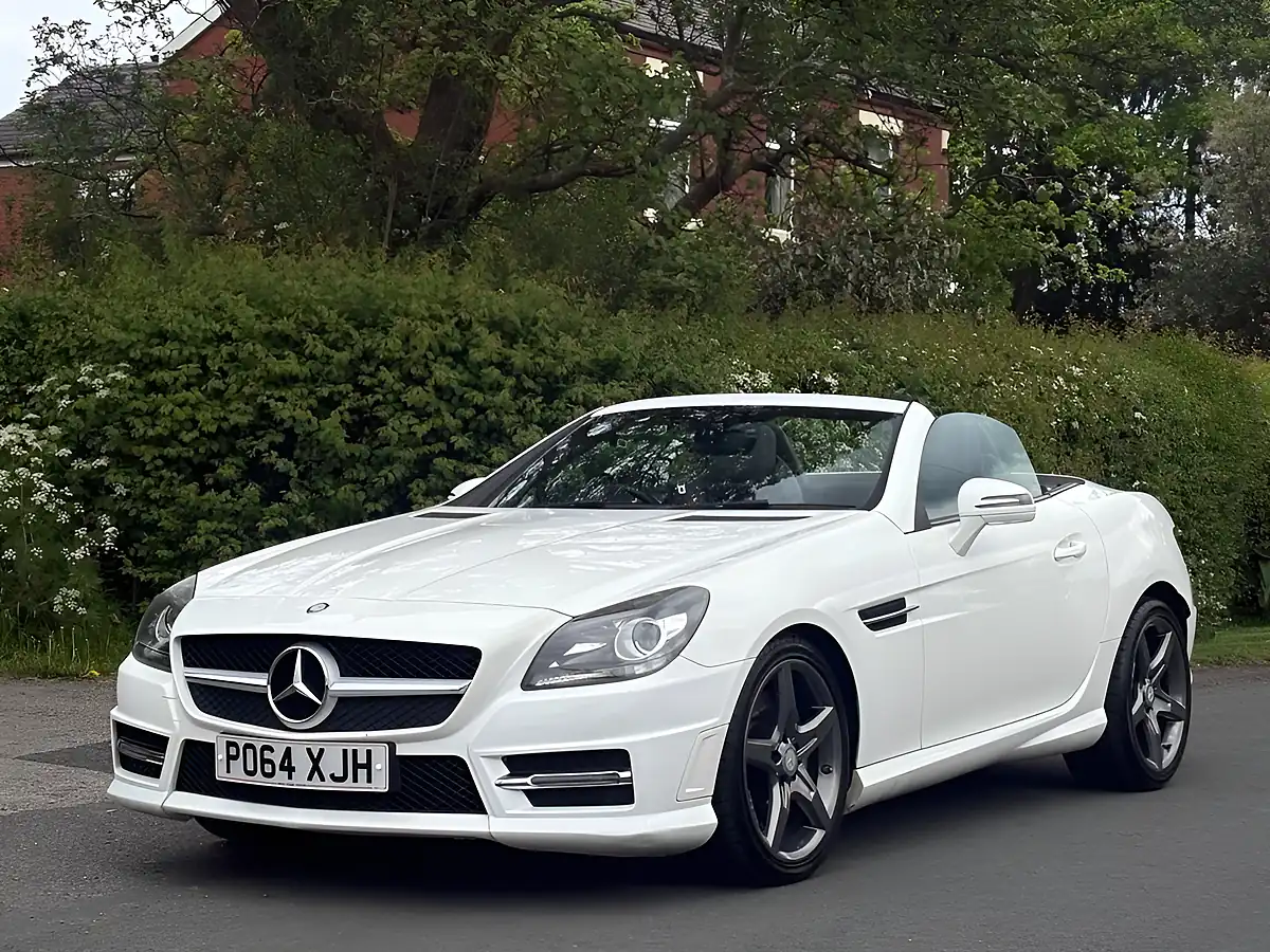 Used 2014 Mercedes-Benz Slk AMG Sport White - Front View
