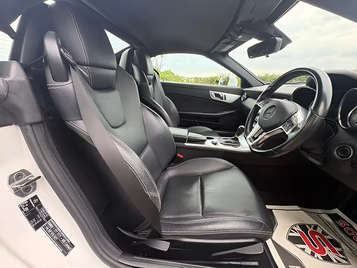 Used 2014 Mercedes-Benz Slk AMG Sport White - Interior and Exterior details 10