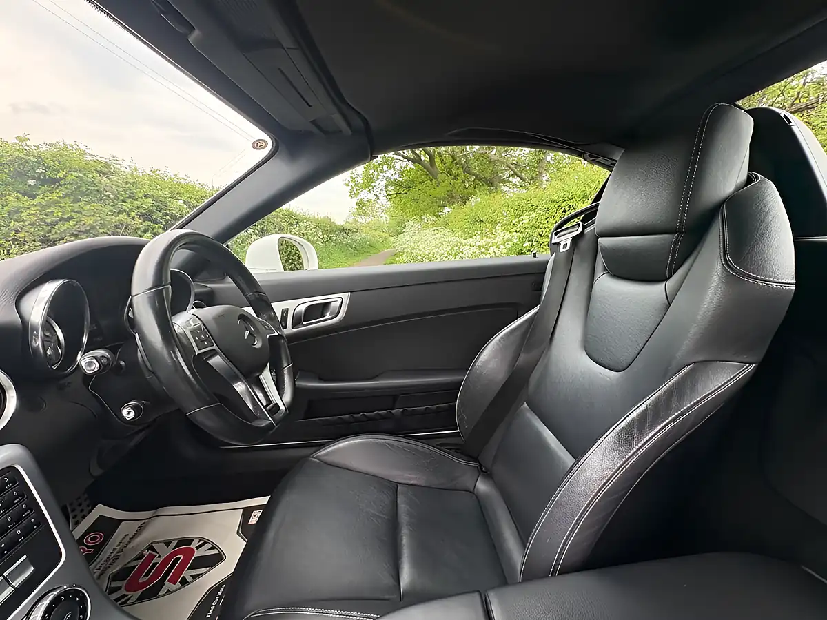 Used 2014 Mercedes-Benz Slk AMG Sport White - Interior and Exterior details 14