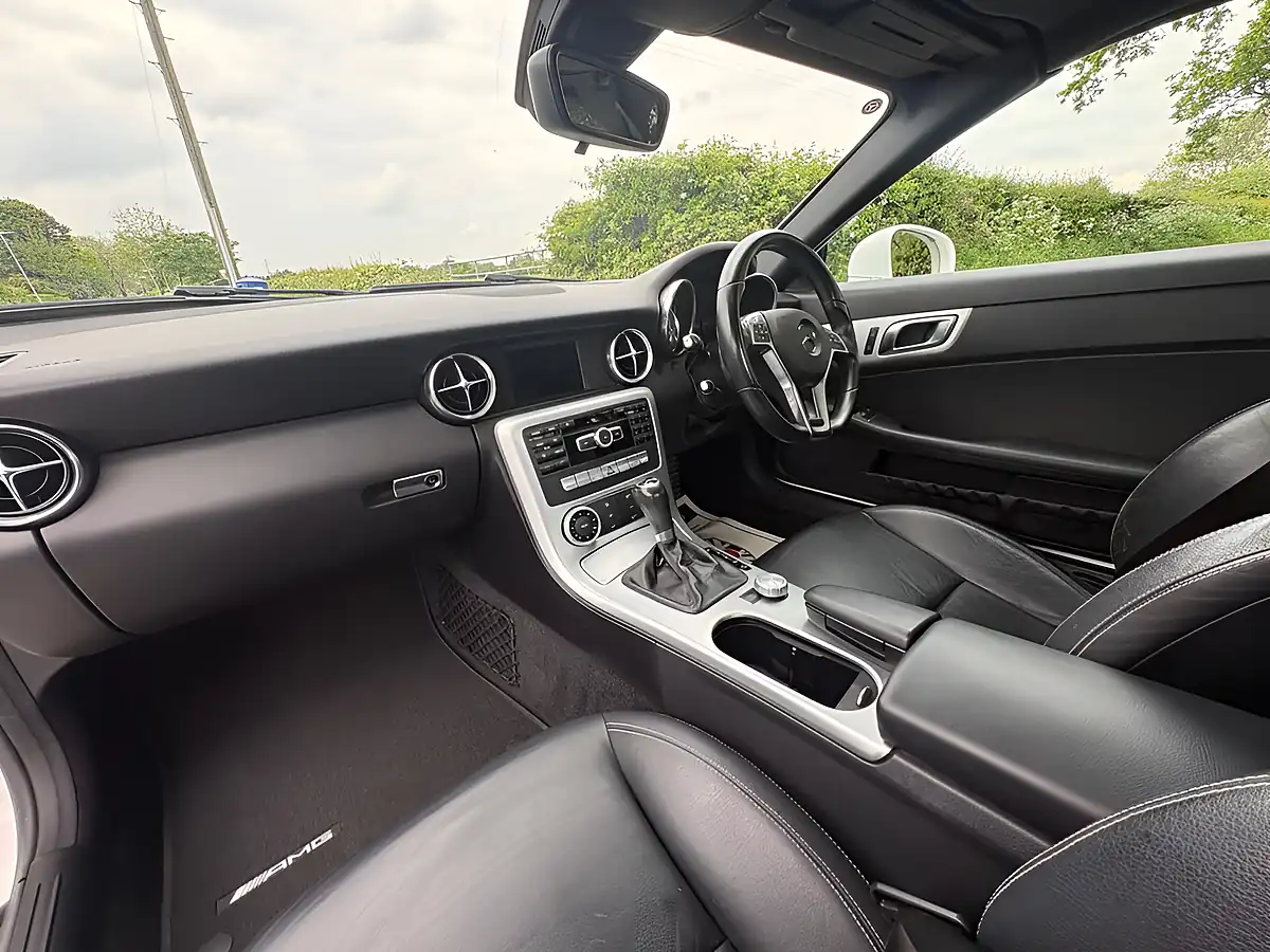 Used 2014 Mercedes-Benz Slk AMG Sport White - Interior and Exterior details 15