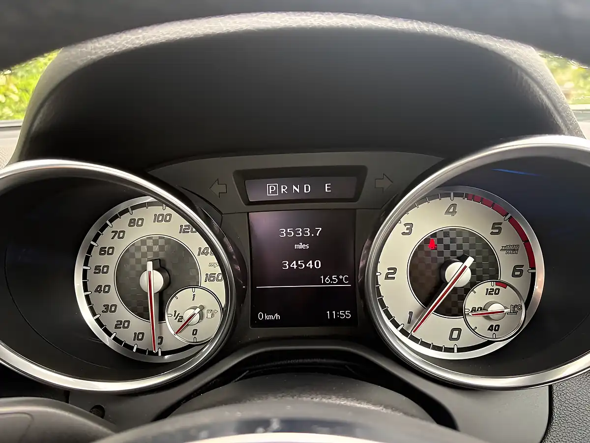 Used 2014 Mercedes-Benz Slk AMG Sport White - Interior and Exterior details 17