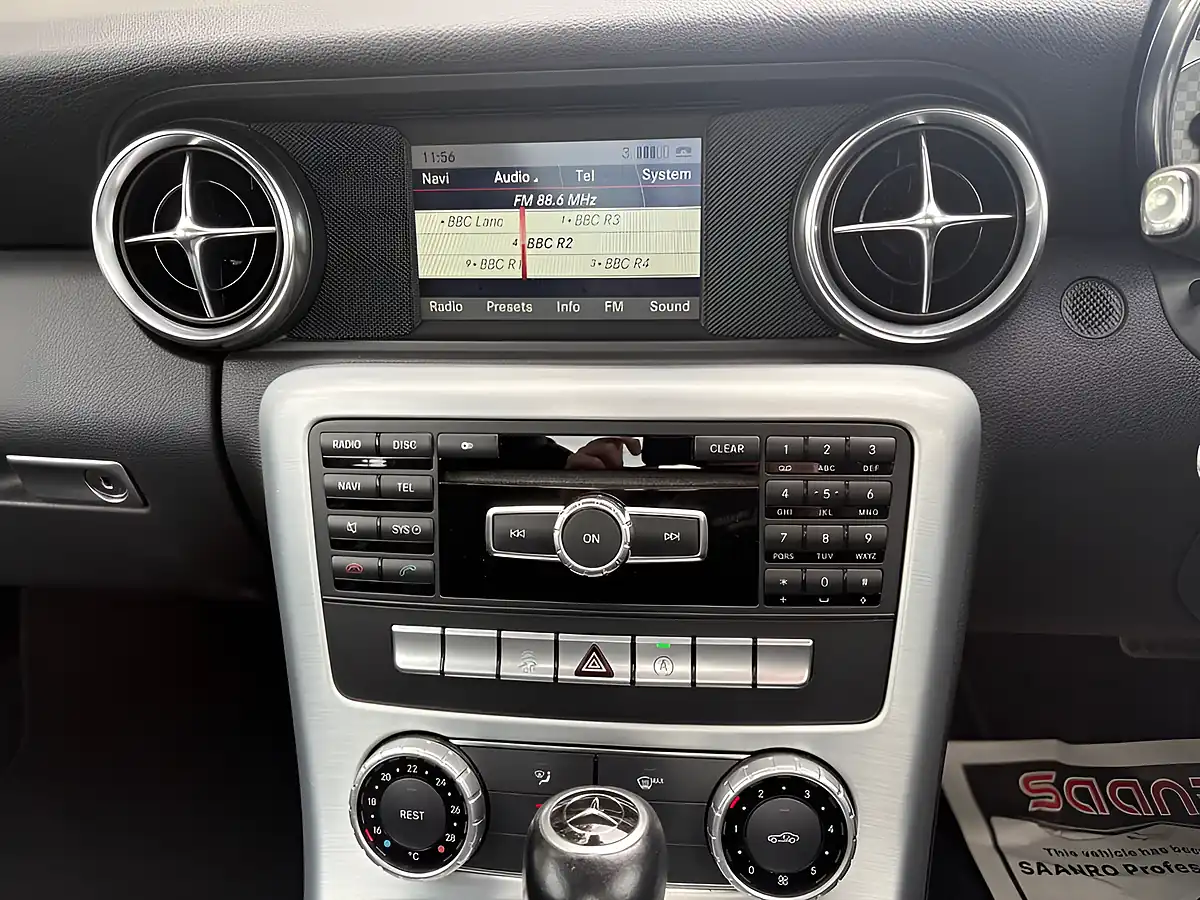 Used 2014 Mercedes-Benz Slk AMG Sport White - Interior and Exterior details 18