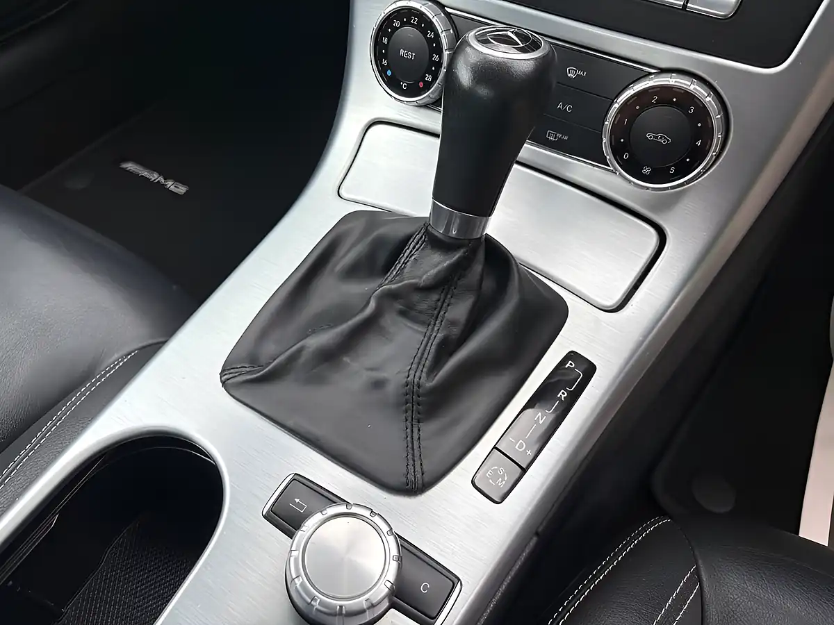 Used 2014 Mercedes-Benz Slk AMG Sport White - Interior and Exterior details 20