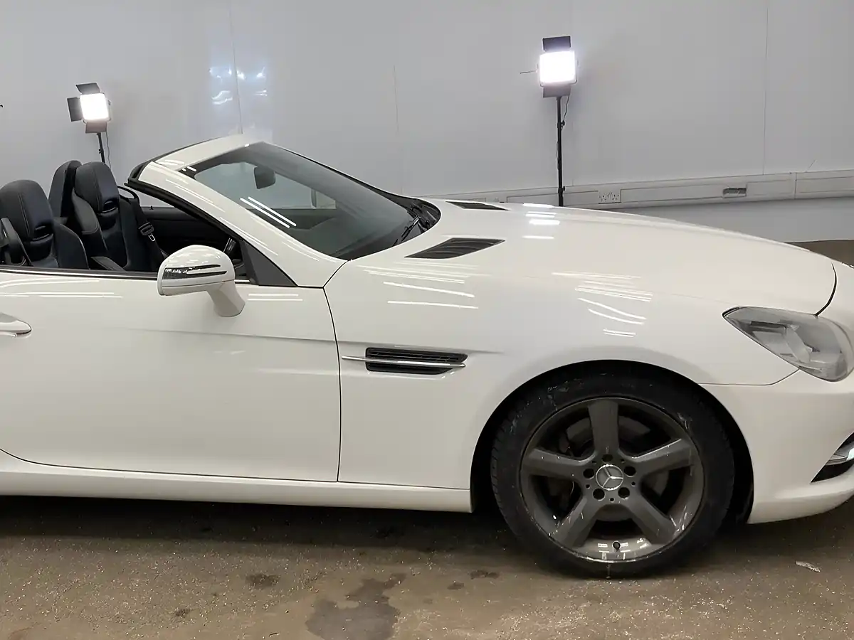 Used 2014 Mercedes-Benz Slk Convertible White - Interior and Exterior details 3