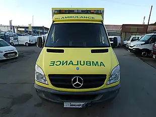 Used 2014 Mercedes-Benz Sprinter 519 Yellow - Interior and Exterior details 7