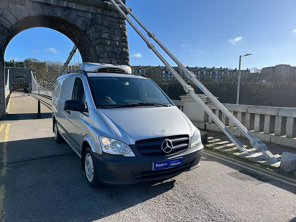 Used 2014 Mercedes-Benz Vito Temperature Controlled Silver - Front View