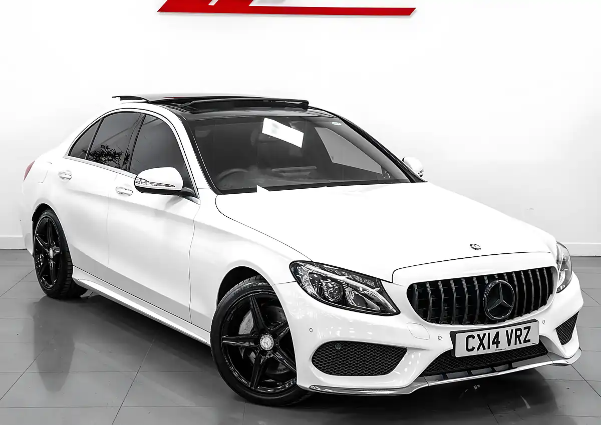 Used 2014 Mercedes C250 AMG Line Polar White - Interior and Exterior details 3