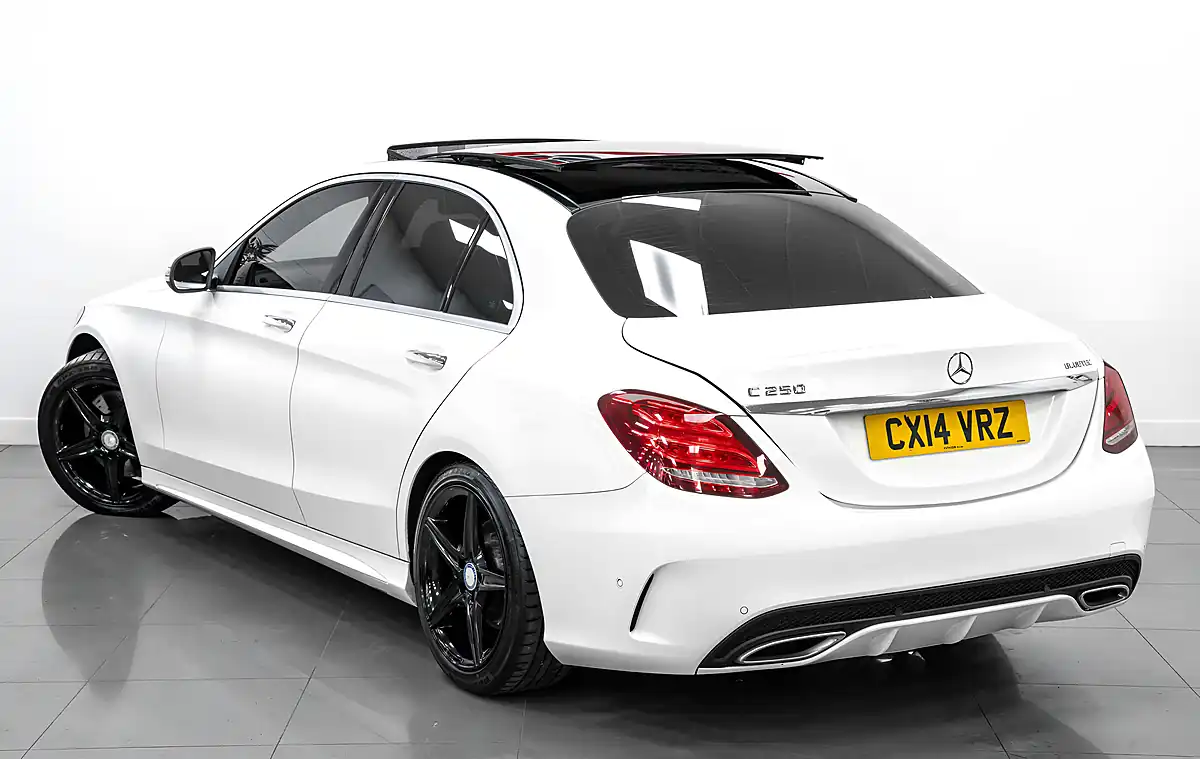 Used 2014 Mercedes C250 AMG Line Polar White - Interior and Exterior details 4