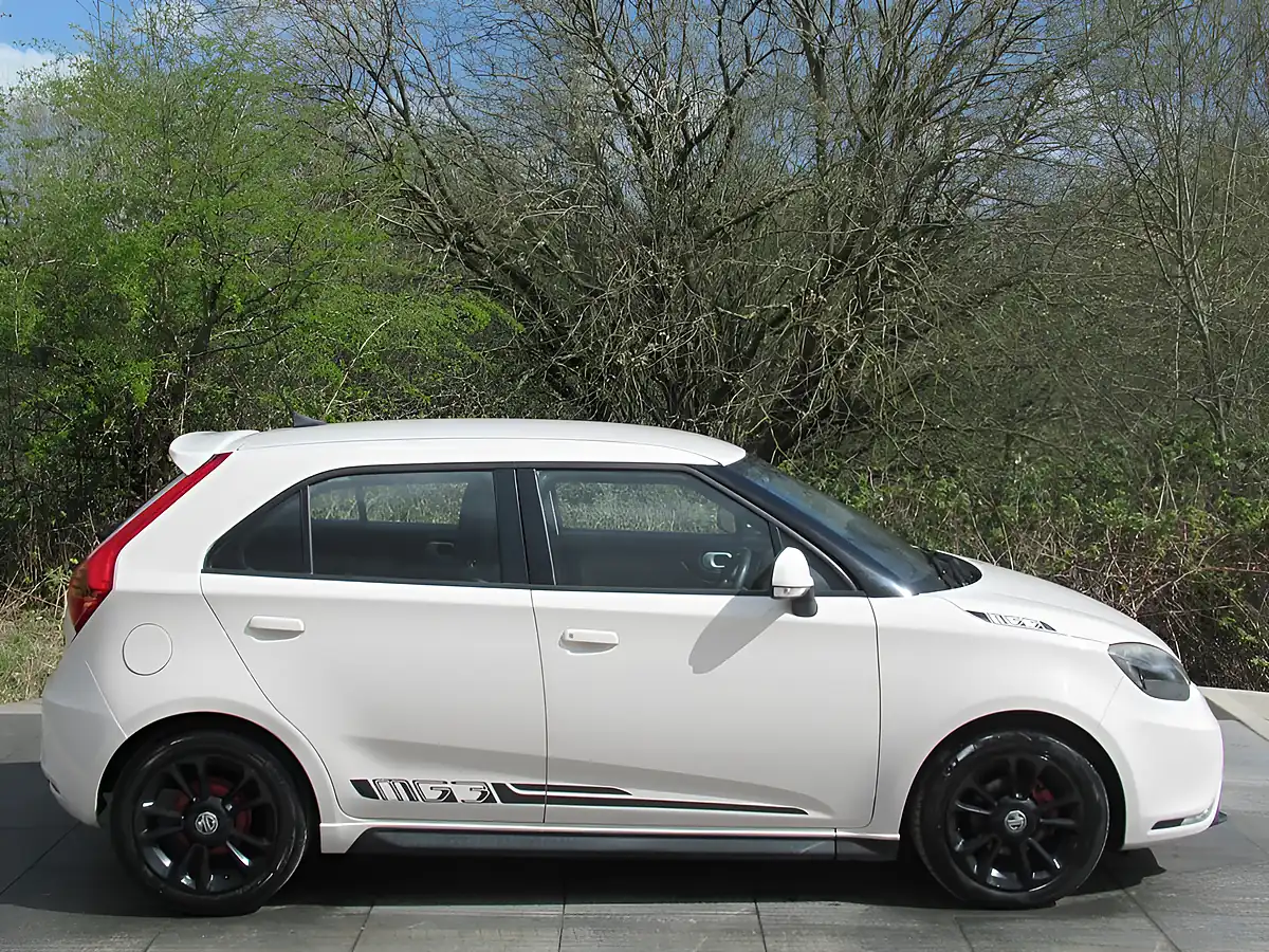 Used 2014 MG MG3 3Style White - Interior and Exterior details 7