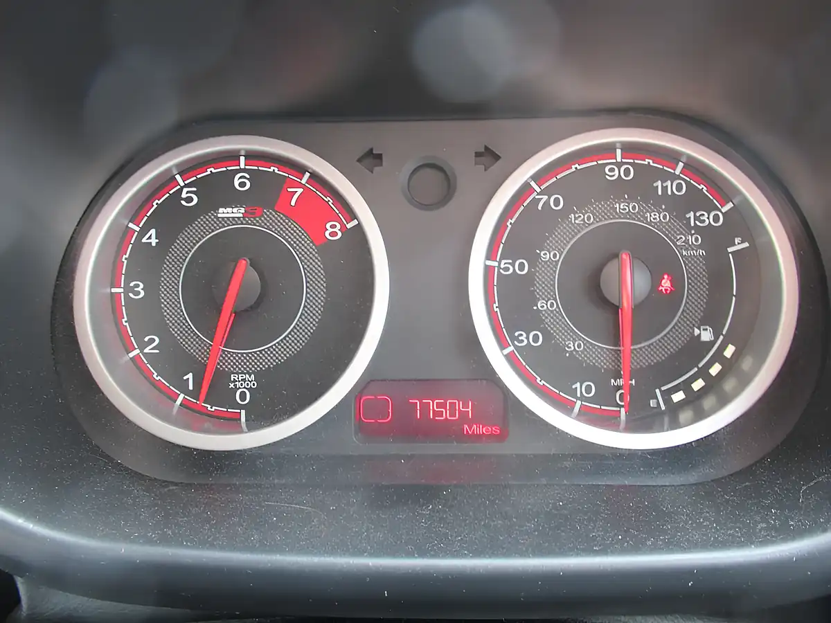 Used 2014 MG MG3 3Style White - Interior and Exterior details 8