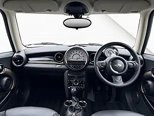 Used 2014 MINI Clubman Cooper Bond Street Black - Interior and Exterior details 9