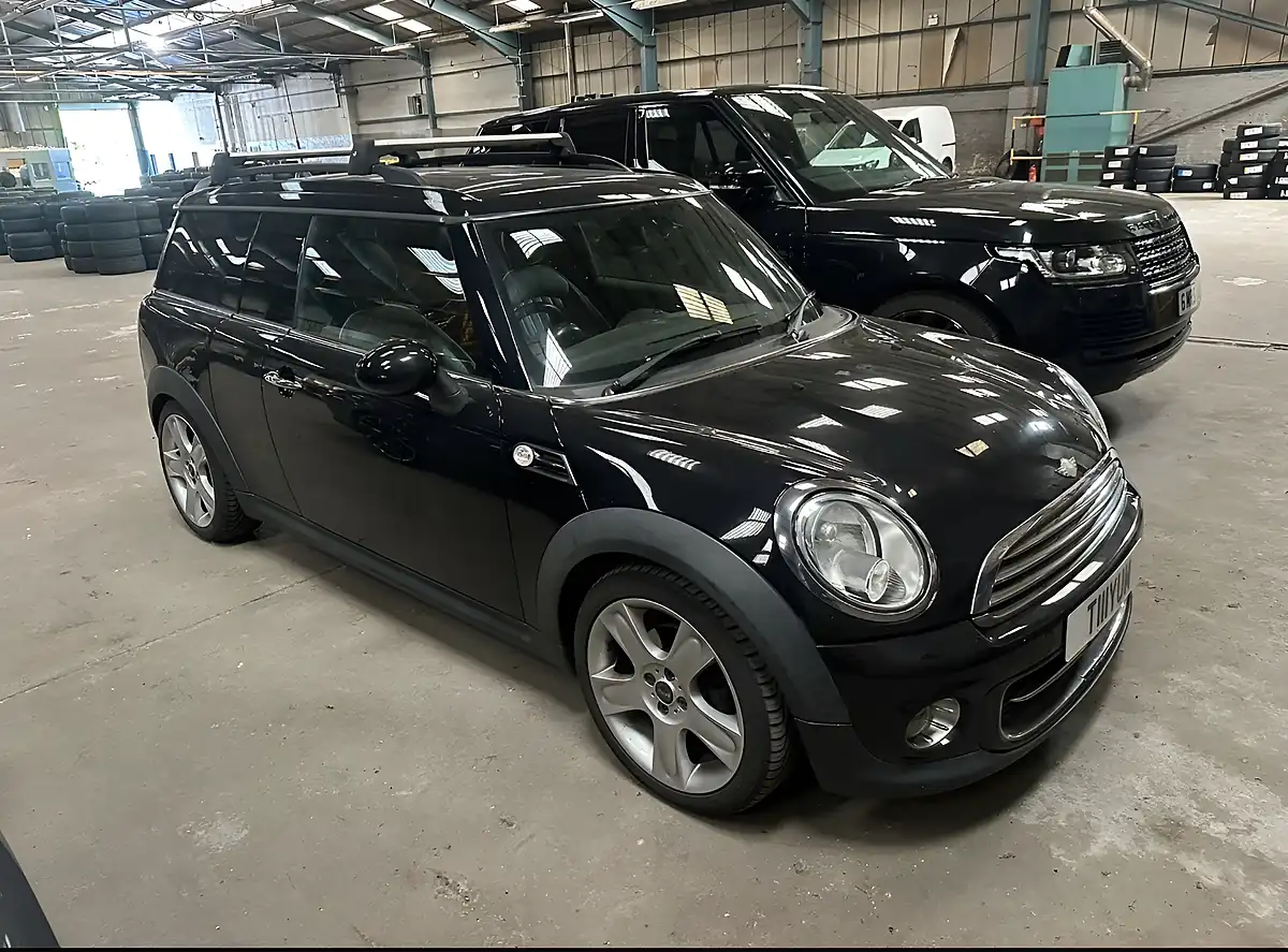 Used 2014 MINI Clubvan Cooper Midnight Black Metallic - Interior and Exterior details 5