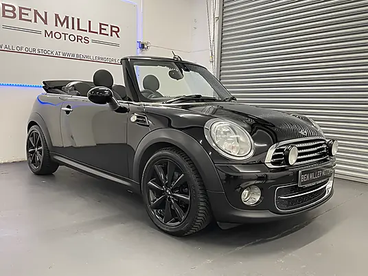 2014 MINI Convertible Cooper D