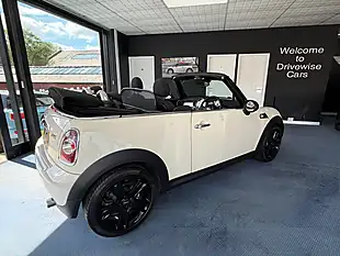 Used 2014 MINI Convertible One White - Interior and Exterior details 15