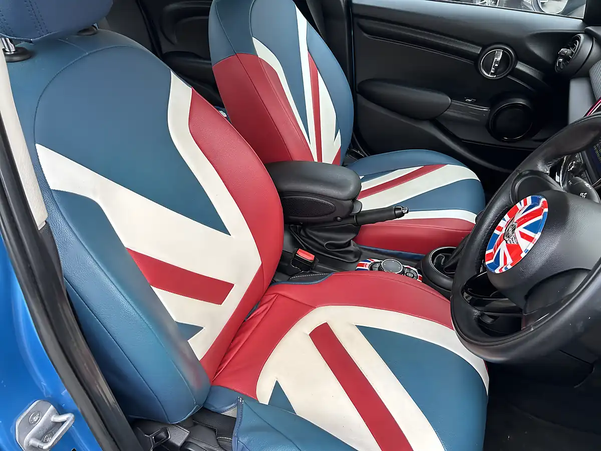 Used 2014 MINI Cooper Blue - Interior and Exterior details 12
