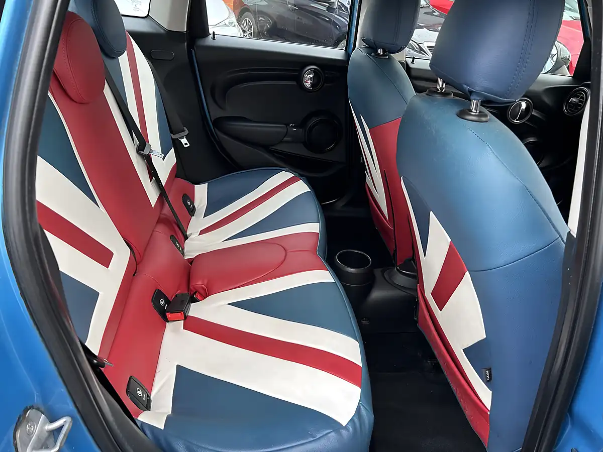 Used 2014 MINI Cooper Blue - Interior and Exterior details 13