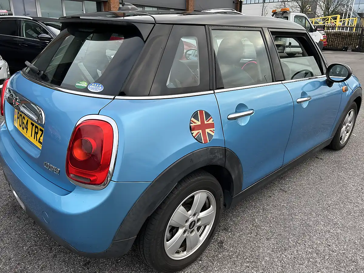 Used 2014 MINI Cooper Blue - Interior and Exterior details 6