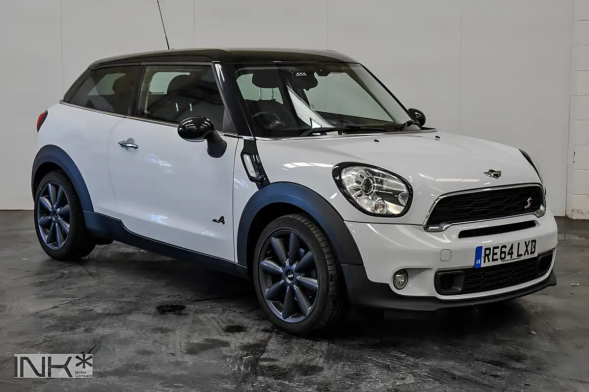 Used 2014 MINI Cooper Paceman White - Front View