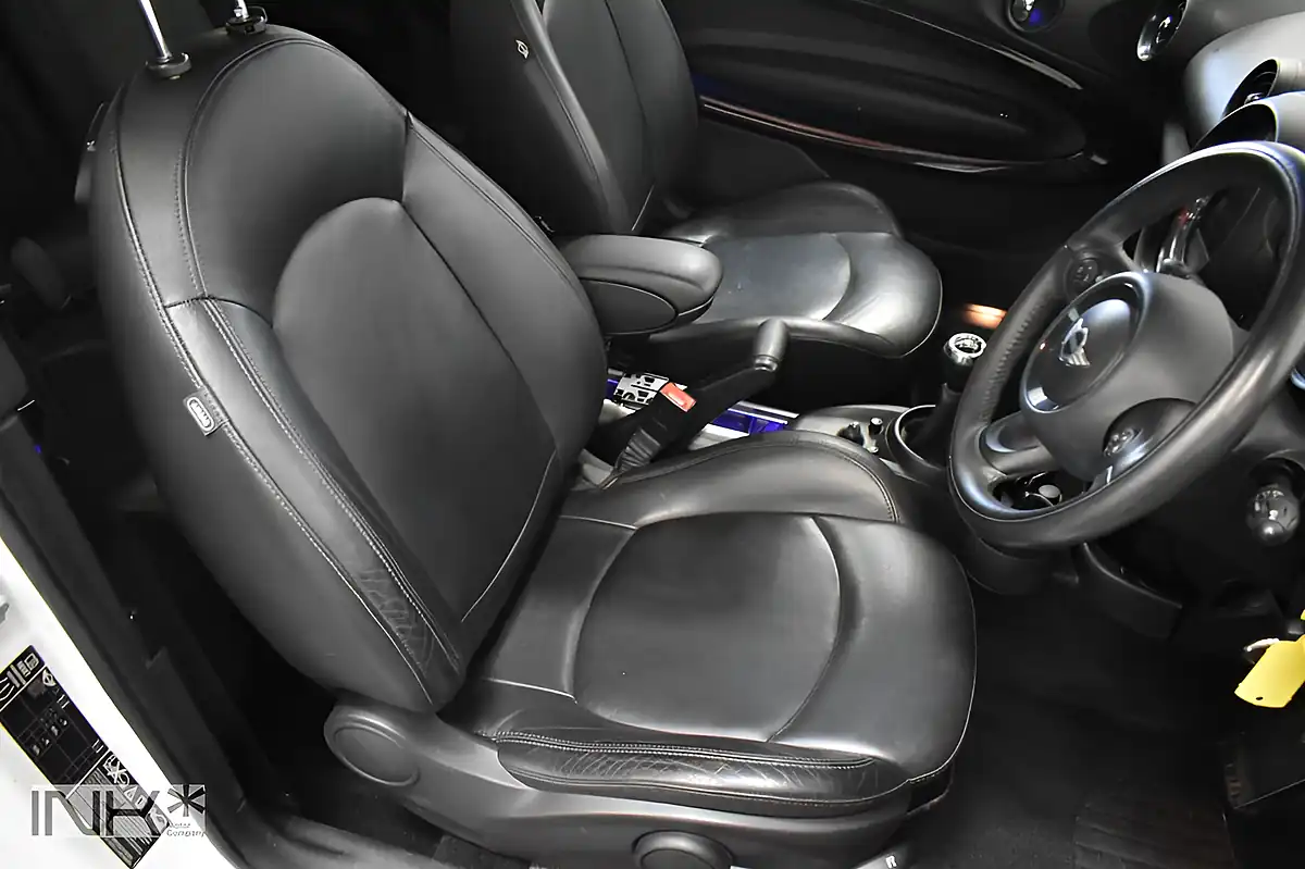 Used 2014 MINI Cooper Paceman White - Interior and Exterior details 10